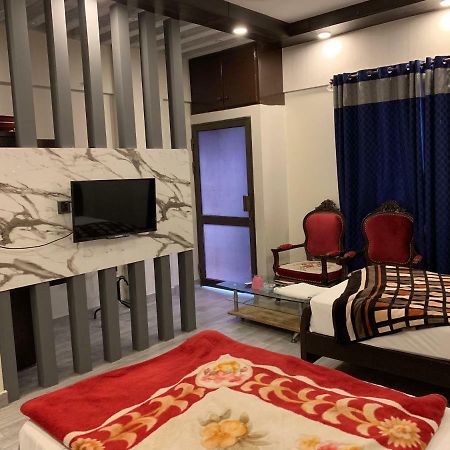 Embassy Lodge Karacsi Kültér fotó