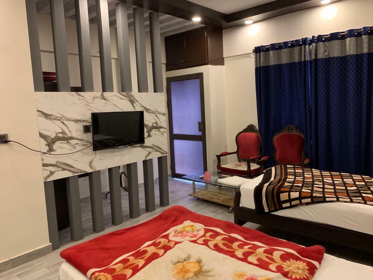 Embassy Lodge Karacsi Kültér fotó